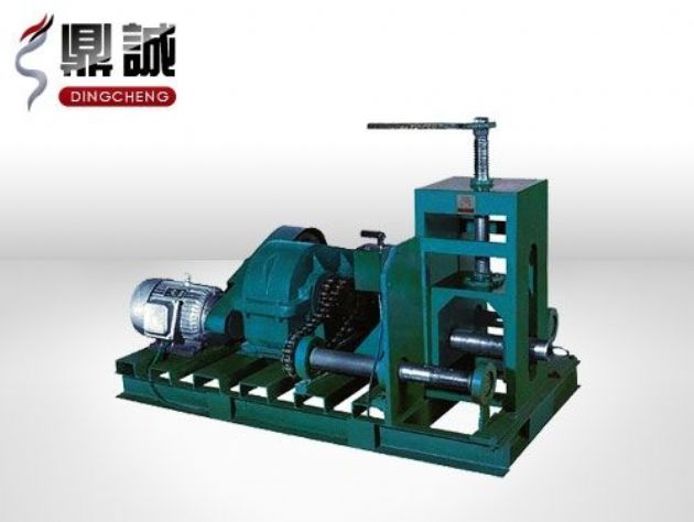 點擊查看詳細信息<br>標題：臥式多功能滾動彎管機 閱讀次數(shù)：5104